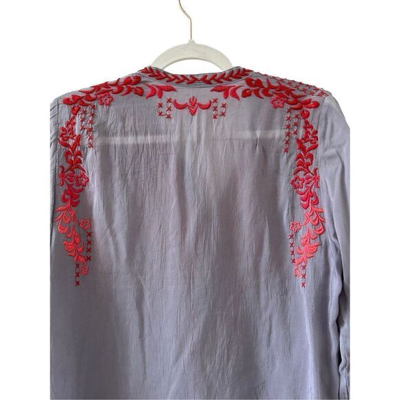 Johnny Was Gray Floral Embroidered Long Sleeve Blouse Women’s Size Small - Picture 7 of 7